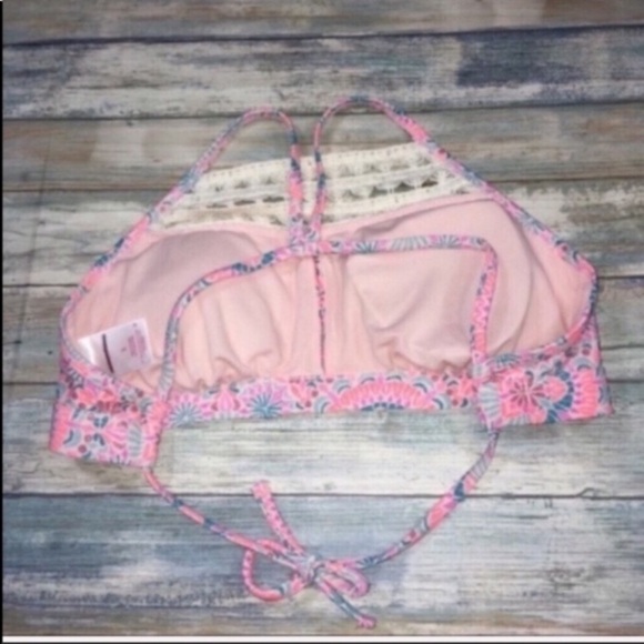 Xhilaration Floral Halter Bikini Top - Picture 3 of 3